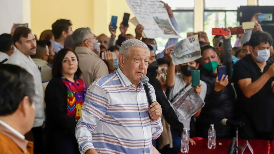 Portazo de manifestantes en Puebla fue porque “ya quieren vernos”, dice AMLO