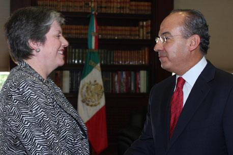 Calderón solicitó ayuda a EU<br>para poner orden en Juárez