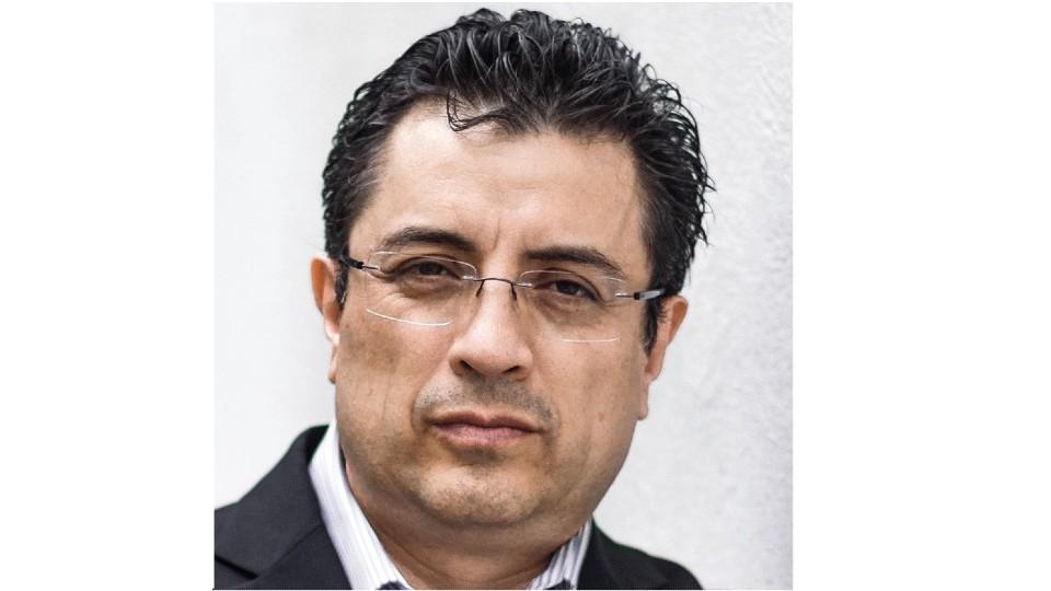 Gobierno de El Salvador ordena al periodista Daniel Lizárraga abandonar el país