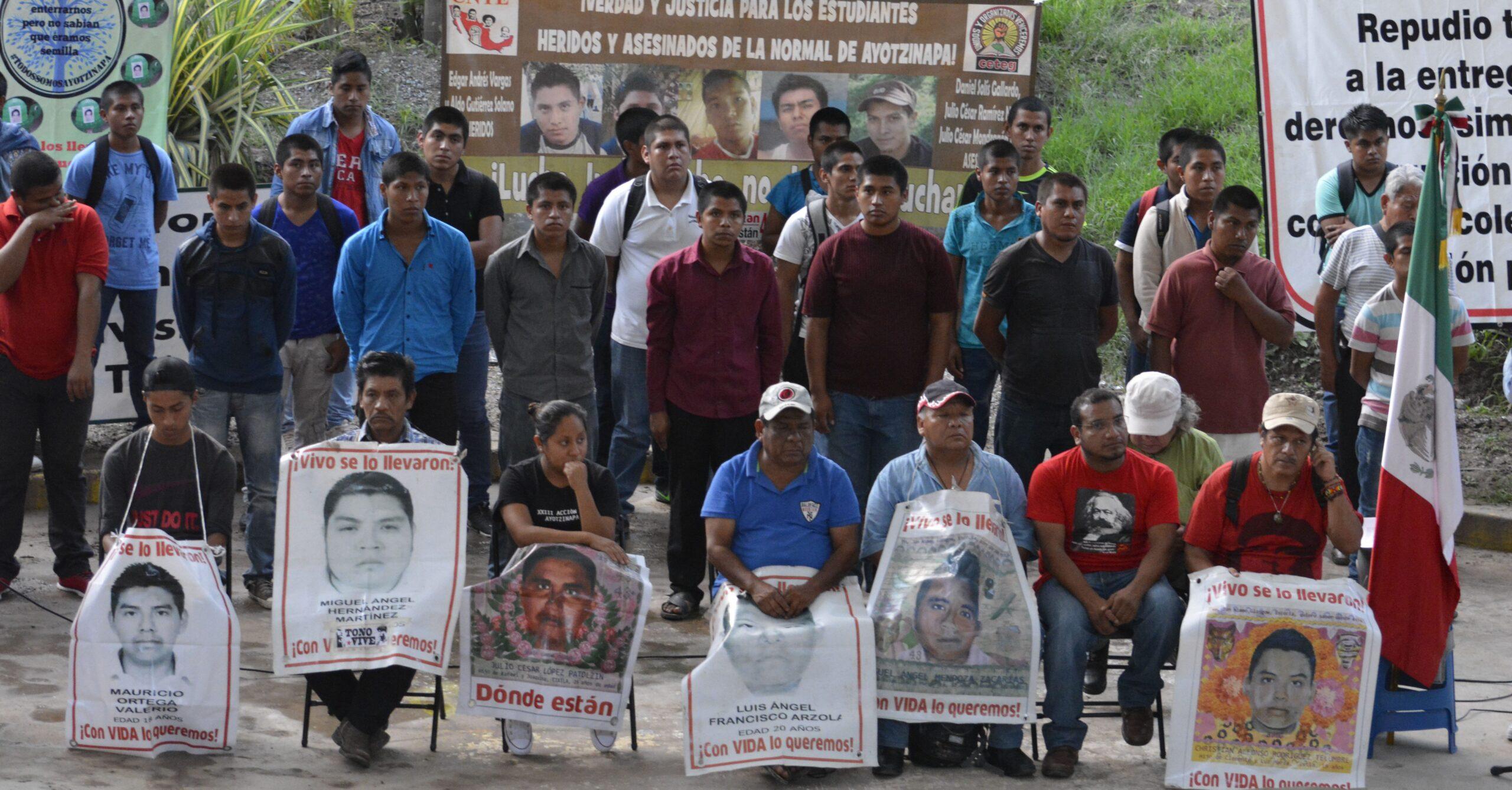 Suspenden amparos que ordenan crear Comisión para la Verdad del caso Ayotzinapa