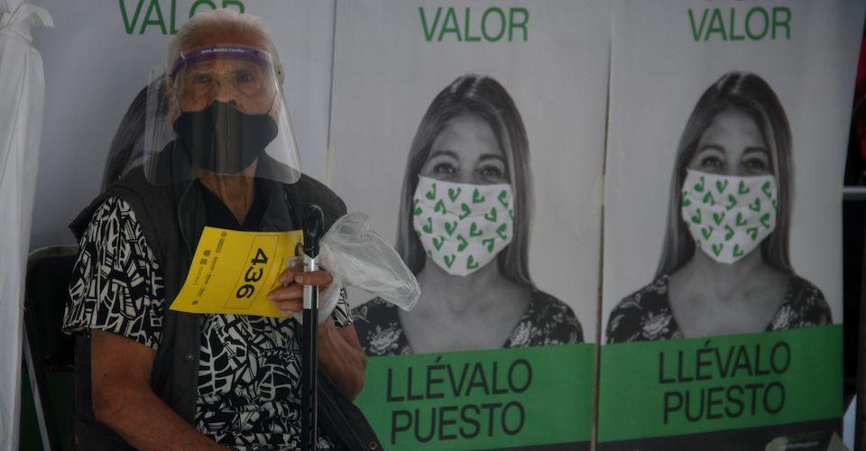 México acumula 202 mil muertes por COVID; aplican 254 mil vacunas en un día