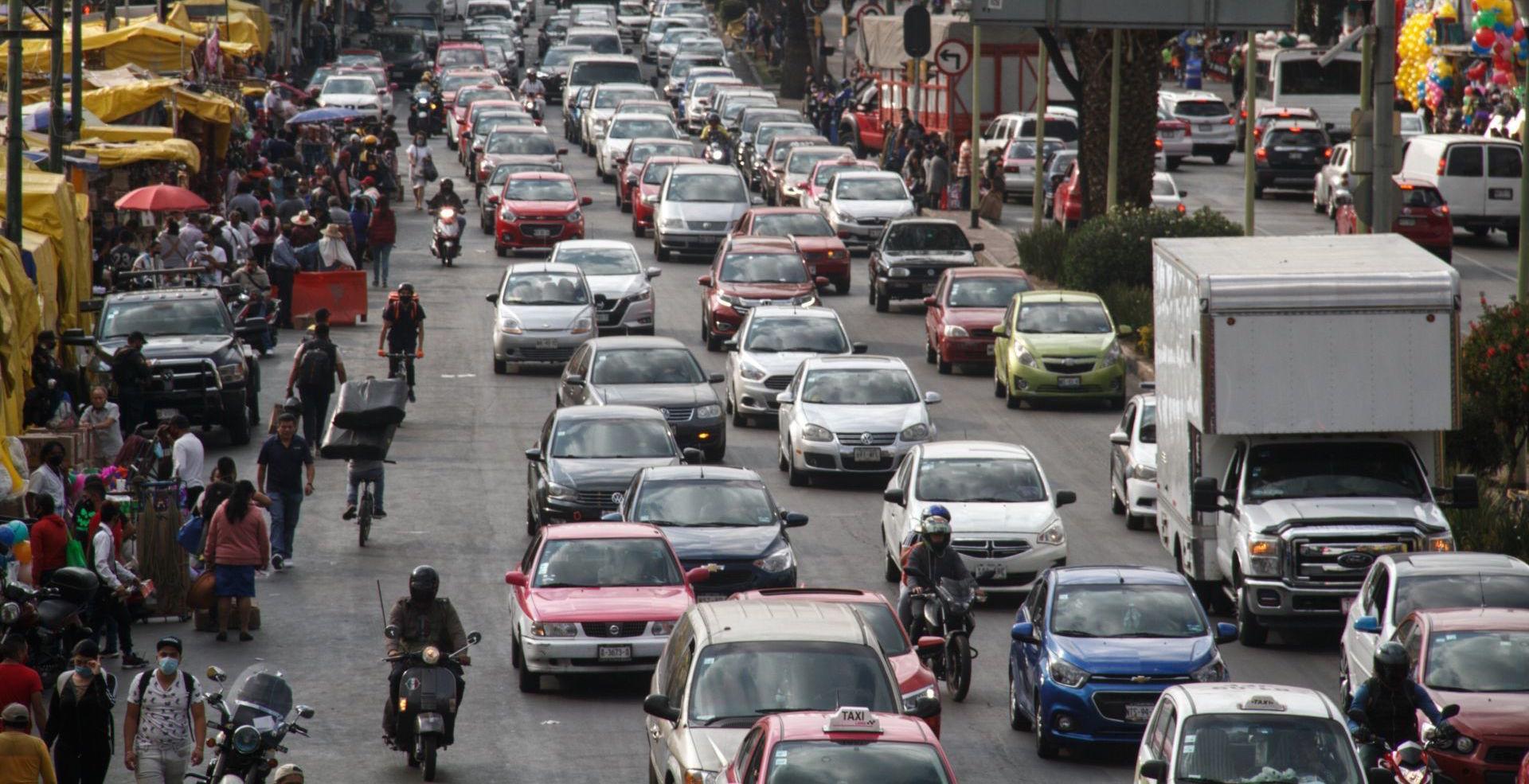 Se suspenden restricciones vehiculares en CDMX y Edomex, tras mejoría en la calidad del aire