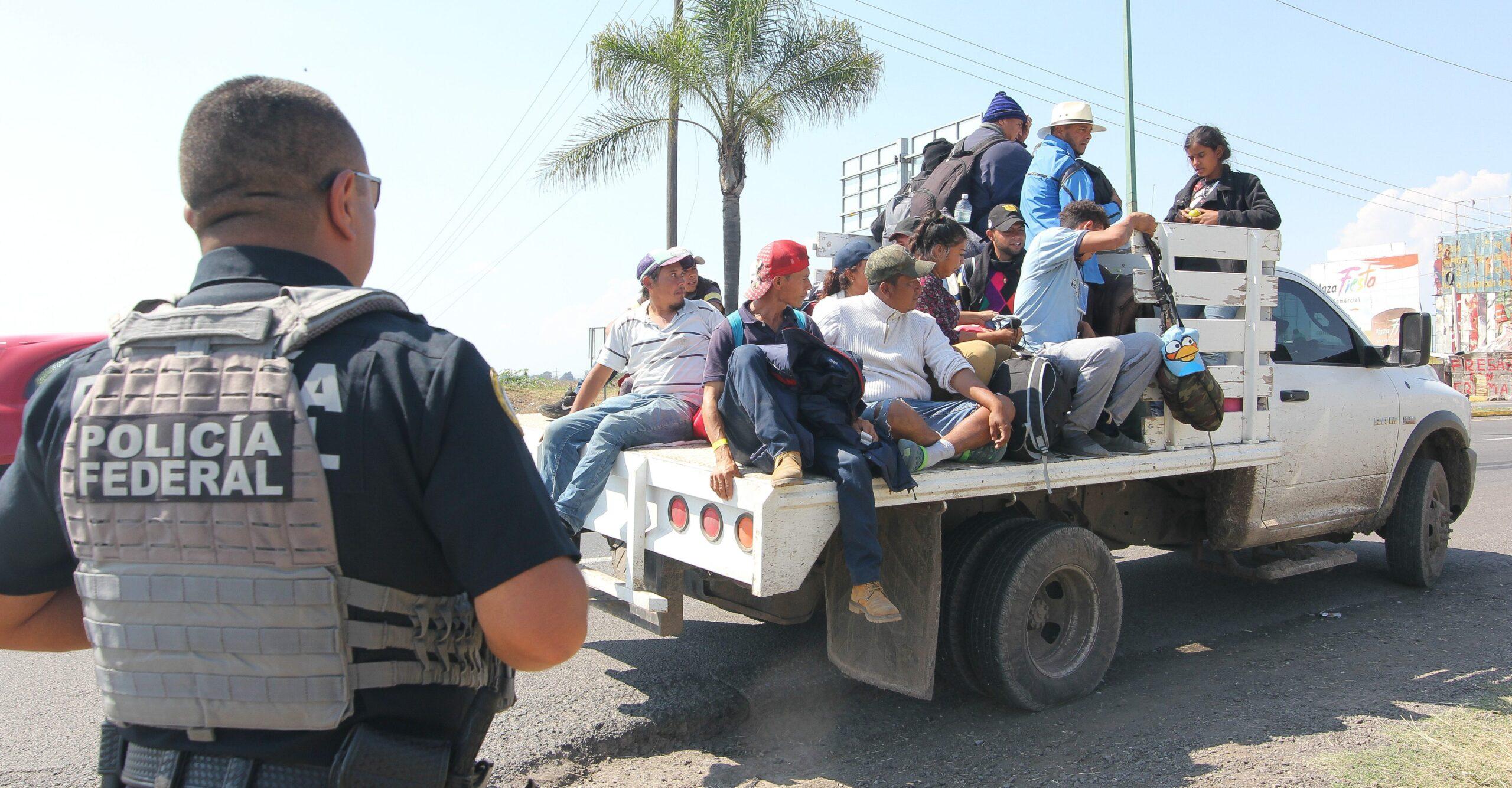 Primera caravana comienza a llegar a Guanajuato; segundo grupo se dirige a Puebla