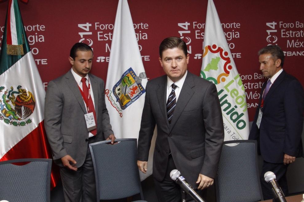 Inhabilitan 10 años a 4 funcionarios del gobierno de Rodrigo Medina, por incentivos irregulares