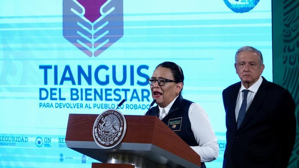 AMLO anuncia tianguis del Bienestar, para dar bienes decomisados a municipios pobres