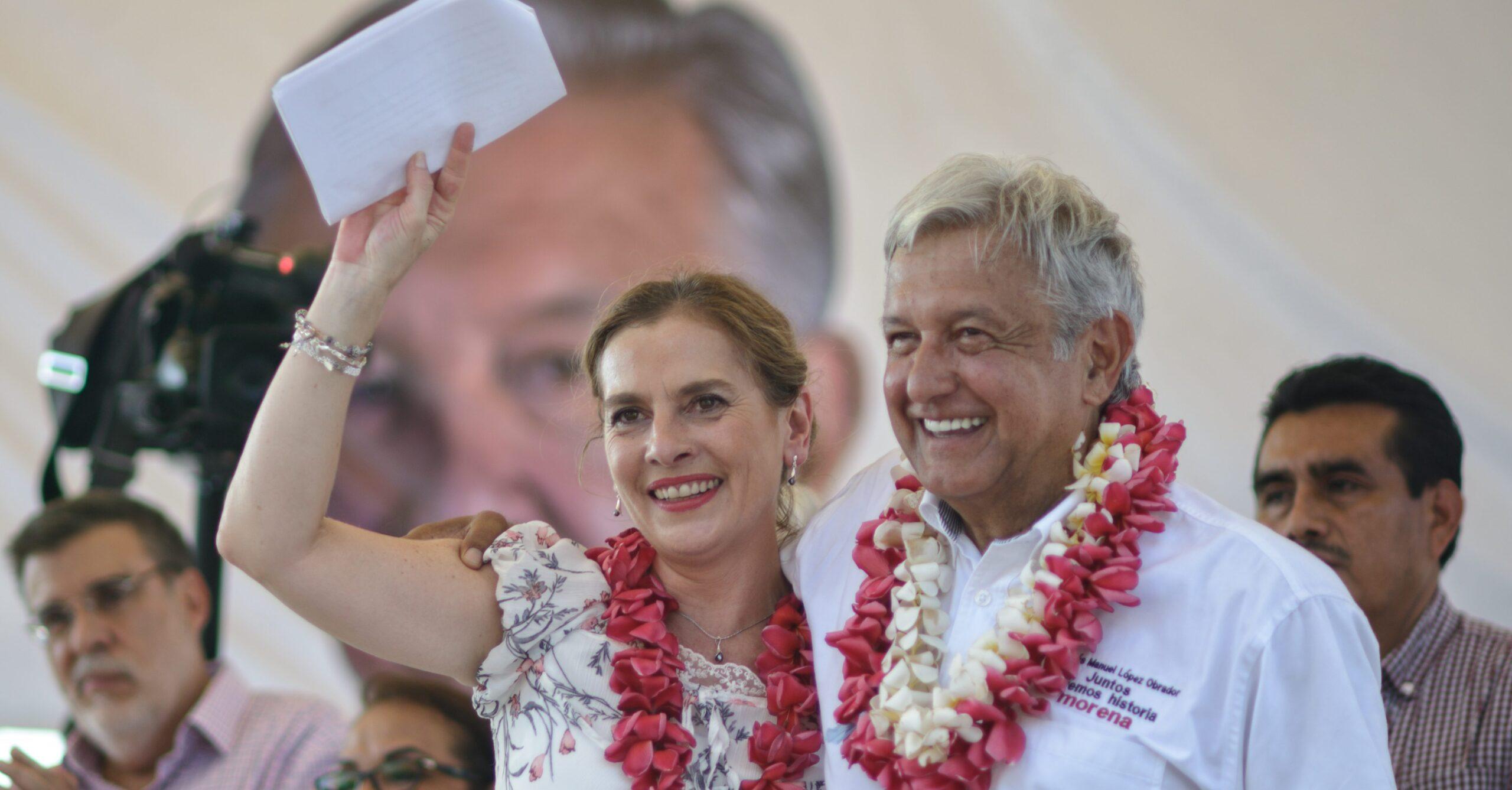 “Es libre, una mujer con criterio”: AMLO rechaza haber pedido a Beatriz Gutiérrez no apoyar el paro nacional