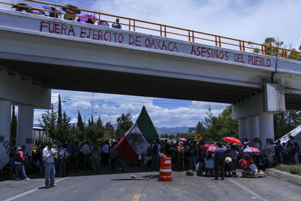 Reportan al menos 10 bloqueos carreteros en Oaxaca y Chiapas pese a advertencia de Gobernación