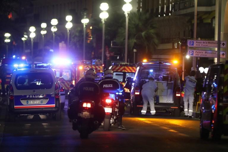 Las primeras imágenes del ataque con un camión contra una multitud en Niza