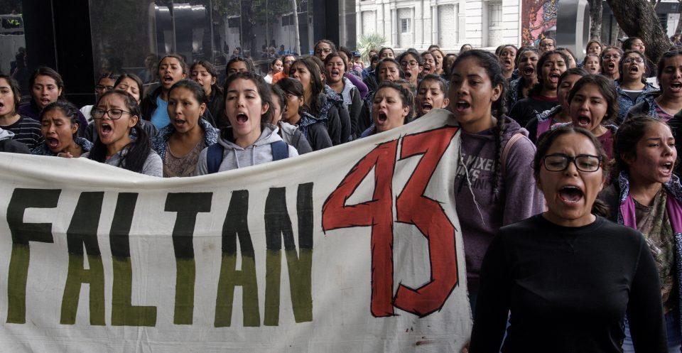 A 5 años de Ayotzinapa, gobierno ofrece recompensa por información sobre los 43 normalistas