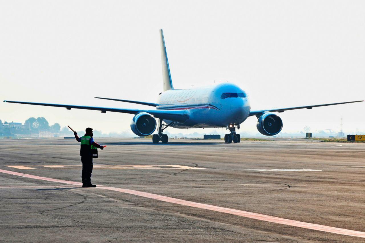 EU baja calificación de seguridad aérea a México; afecta expansión de aerolíneas mexicanas
