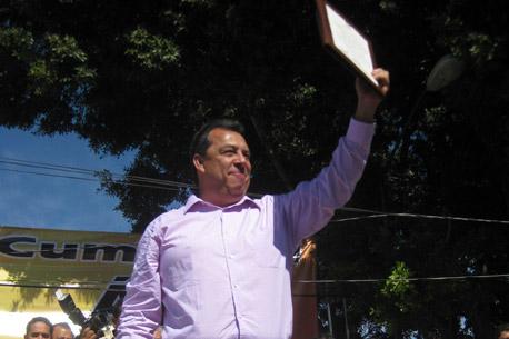 Toman hoy posesión nuevos gobernadores en Guerrero e Hidalgo