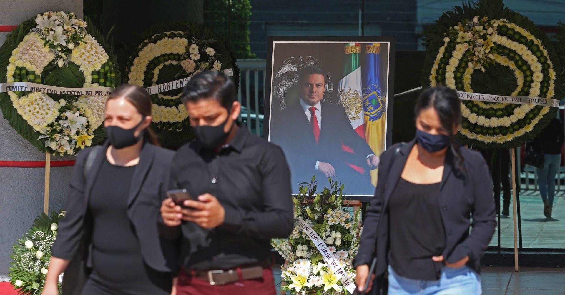 Jalisco ofrece 1 mdp por información de dos presuntos implicados en el homicidio de exgobernador