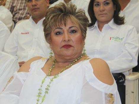 Postula PRI a la mamá de “El Gallo de Oro” para municipio de Sonora