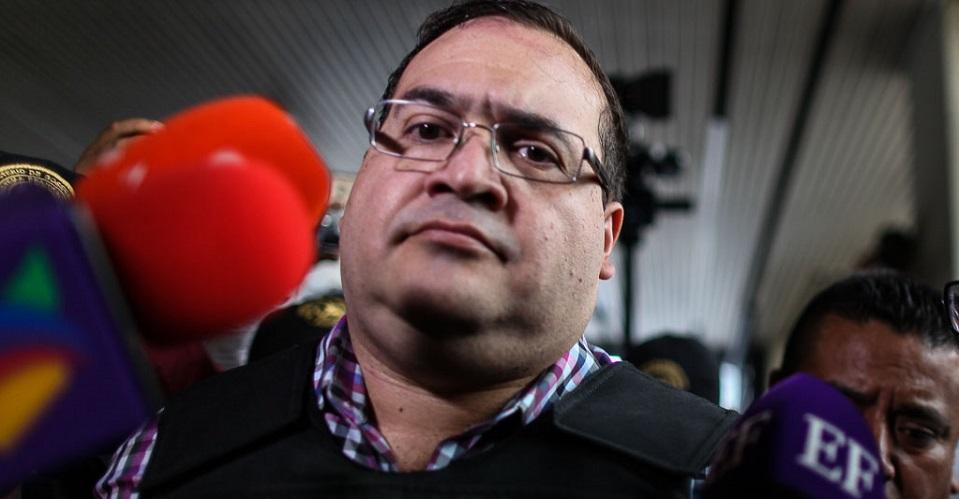 Duarte pide un colchón, que lo dejen convivir y hacer deporte en la cárcel en Guatemala