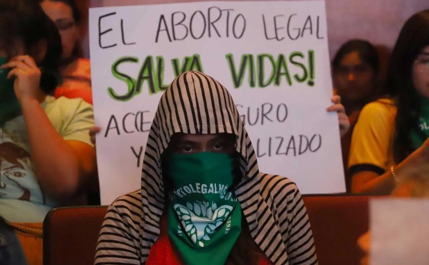 Despenalización del aborto en Oaxaca: solo dos clínicas y sin atención a mujeres indígenas