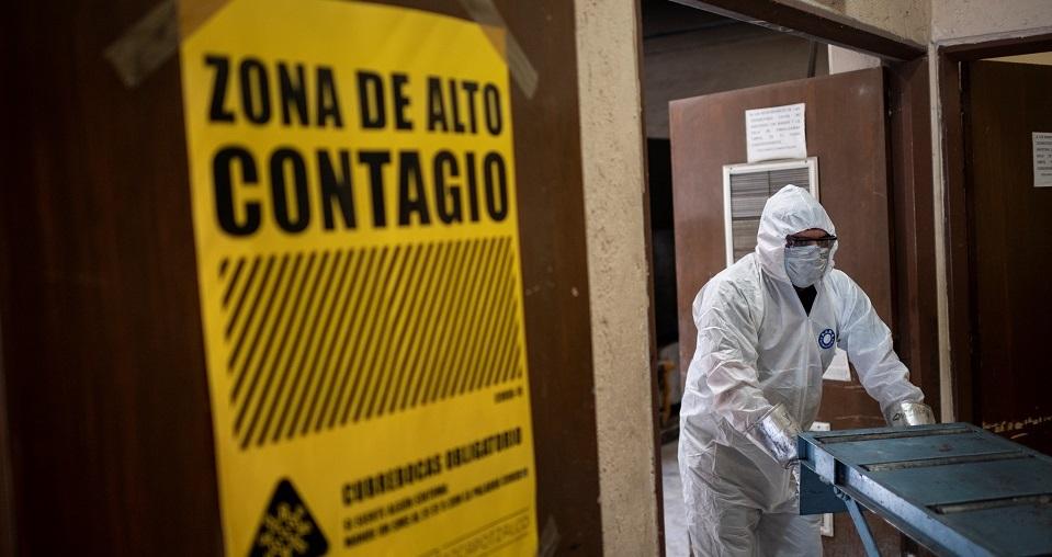 México suma otros 292 decesos por COVID; 6 estados tienen tres semanas con casos a la baja, dice Salud
