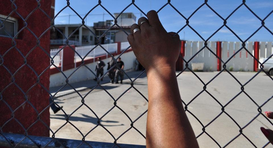 Desplazados por la violencia en Ciudad Juárez buscan refugio en Estados Unidos