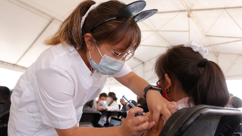 CDMX: Niños de 8 años serán vacunados contra COVID la próxima semana