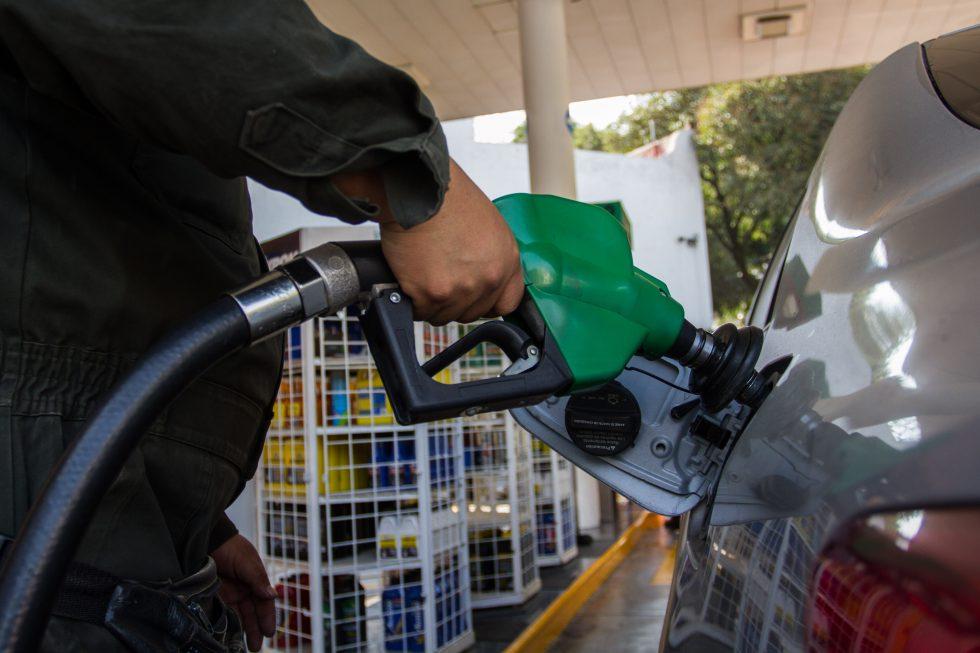 ‘Litro x Litro’, la nueva app de Profeco para encontrar la gasolina más barata y denunciar irregularidades
