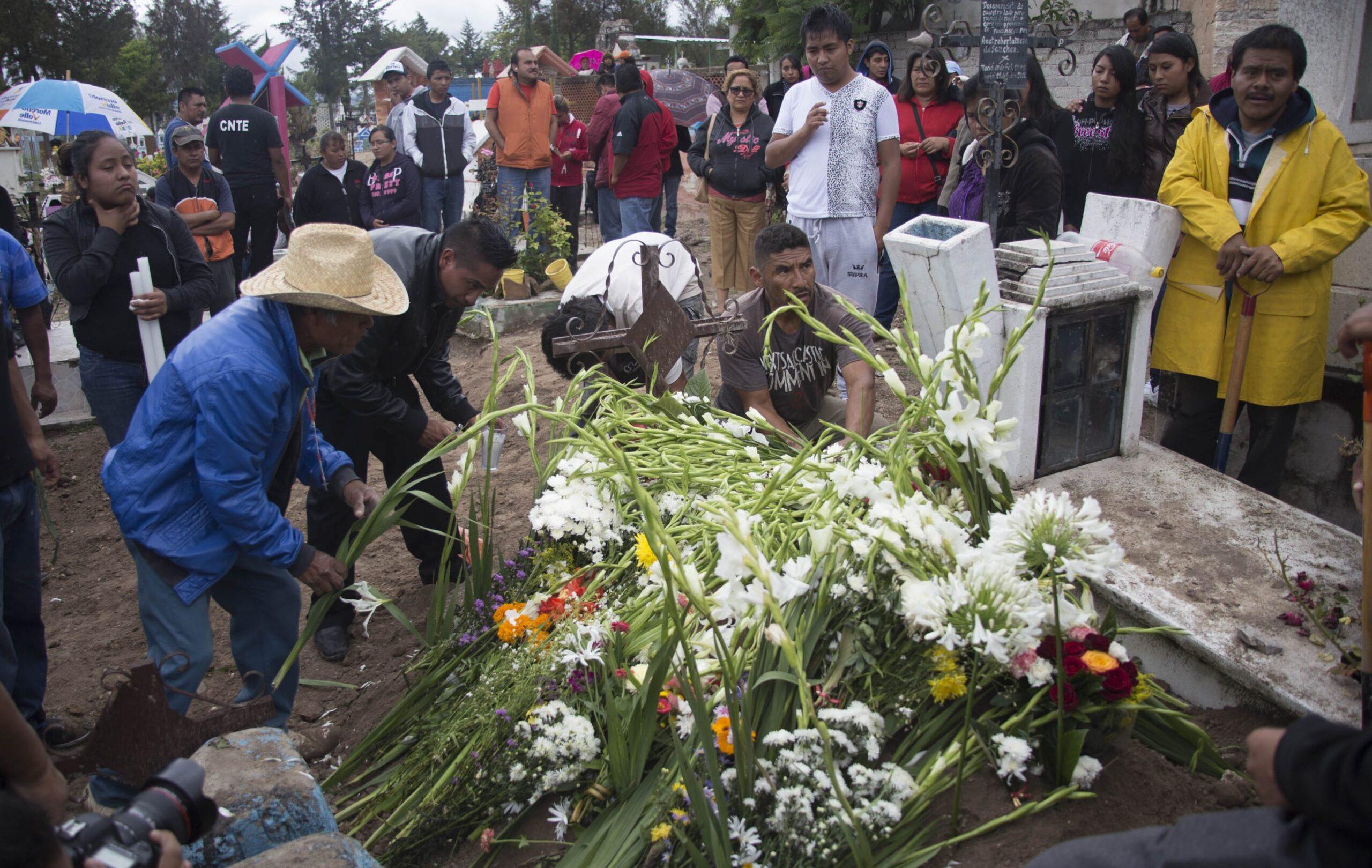 Un futuro sacerdote, un taxista, un comerciante, algunas de las víctimas de Nochixtlán