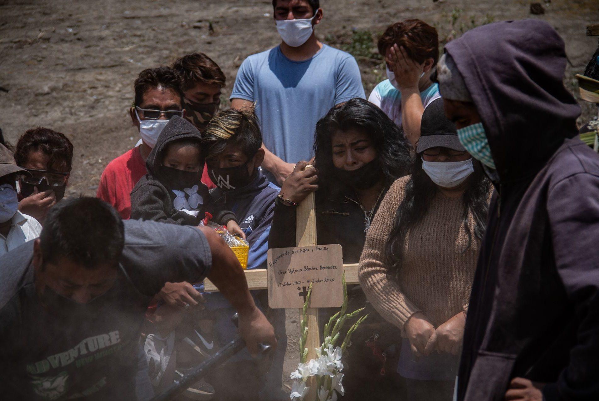 Hoy México llegará a 30 mil muertos lo que lo coloca en el séptimo lugar mundial en fallecidos