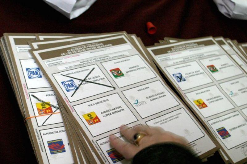 ¿A dónde llegan los votos de mexicanos en el extranjero? INE responde a quienes reportaron dudas en envíos