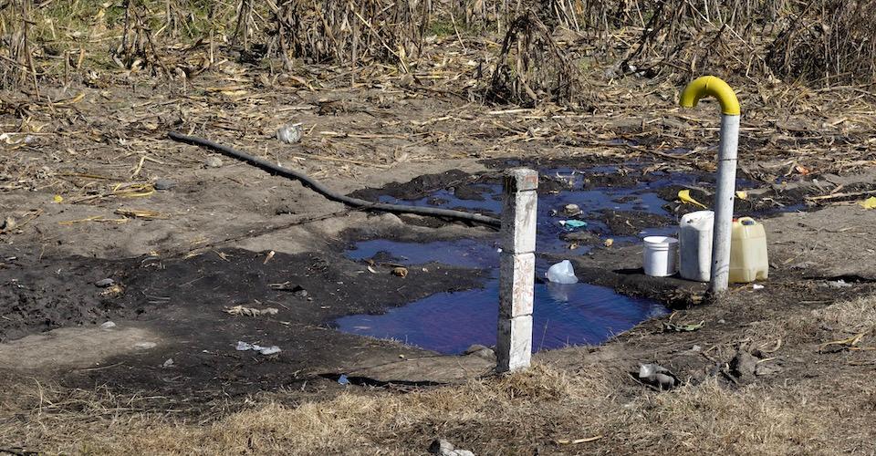 Hacienda denuncia a una persona por operaciones millonarias relacionadas con el huachicol