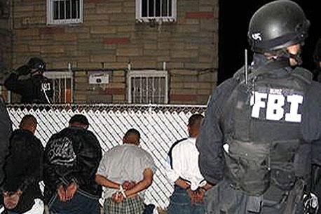 FBI interroga a migrantes detenidos en México