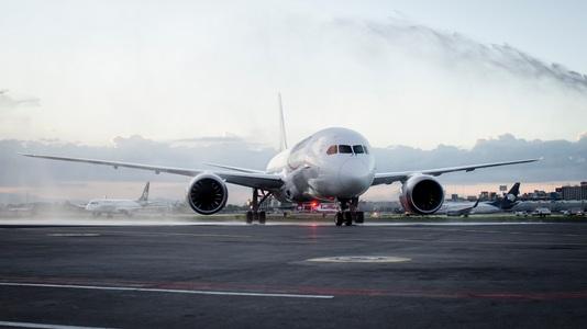Tres aerolíneas pagarán 10 mdd por no transportar a pasajera con obesidad
