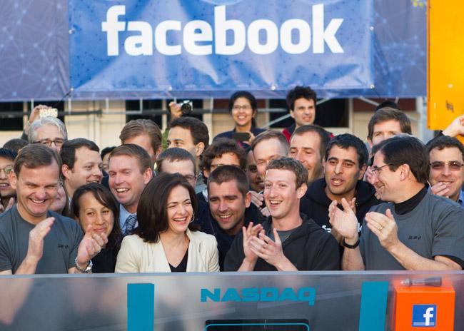 Facebook analiza abandonar Nasdaq y cotizar en NYSE