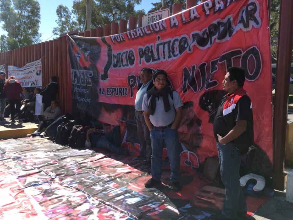 CNTE impide otra vez sesión en San Lázaro; AMLO pide a la SEP eliminar de reforma lo que afecte a maestros