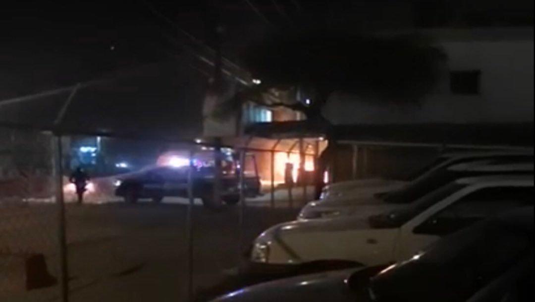 Ataque a taquerías y quema de autos en Celaya, Guanajuato, deja dos muertos