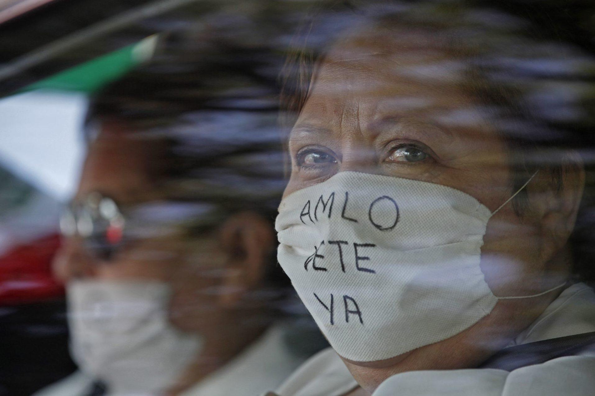 Ciudadanos realizan su tercera caravana anti AMLO en Guadalajara