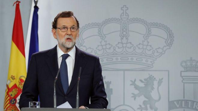 El gobierno de España pide a Puigdemont que aclare si declaró la independencia de Cataluña