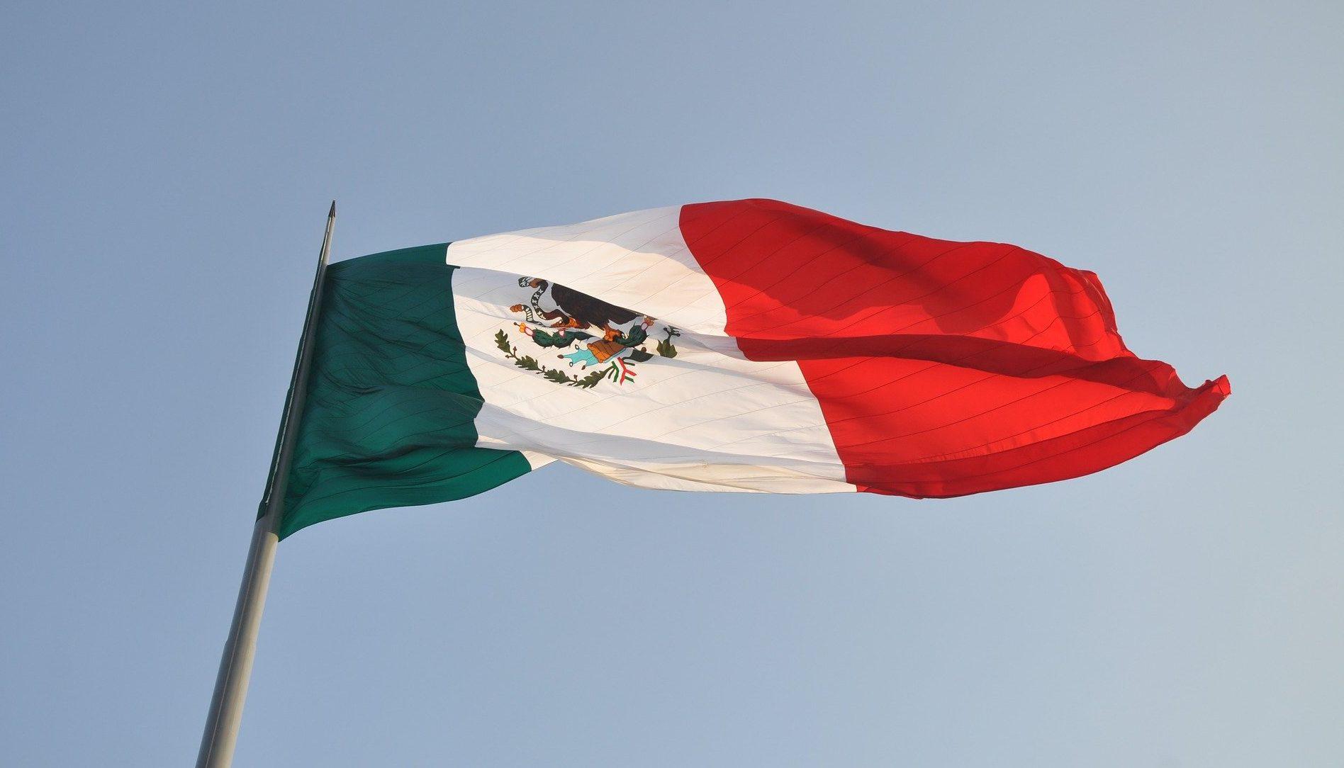 24 de febrero: datos sobre la historia del Día de la bandera de México