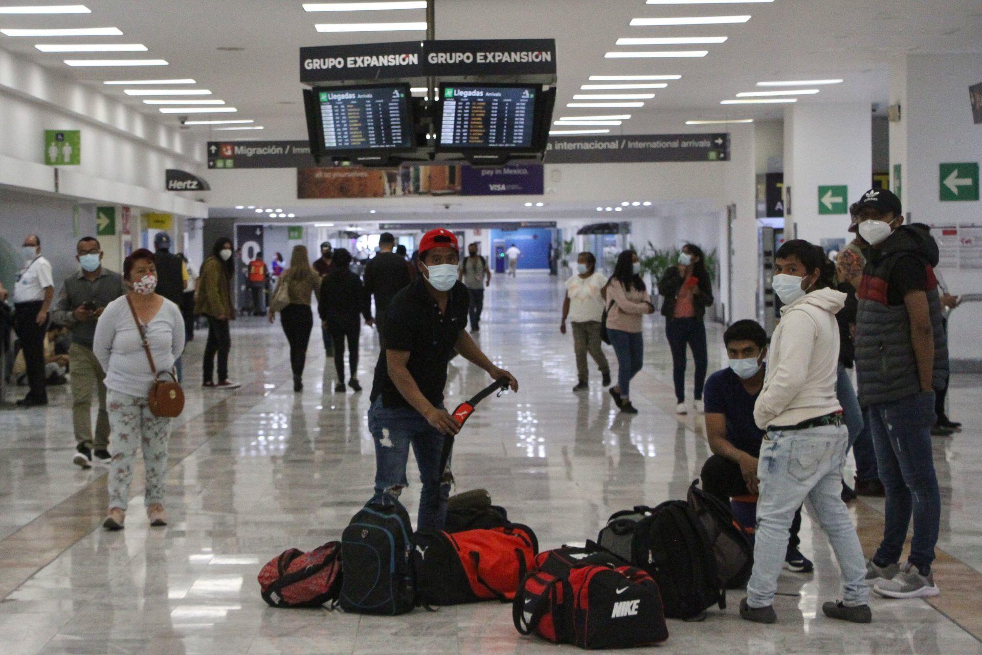 Cuba reducirá vuelos de aerolíneas procedentes de México por COVID; habrá cuarentena para turistas
