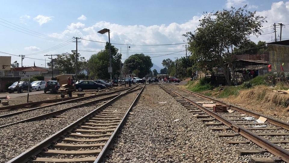 CNTE libera vía ferroviaria en Uruapan pero advierte a autoridades sobre nuevos bloqueos