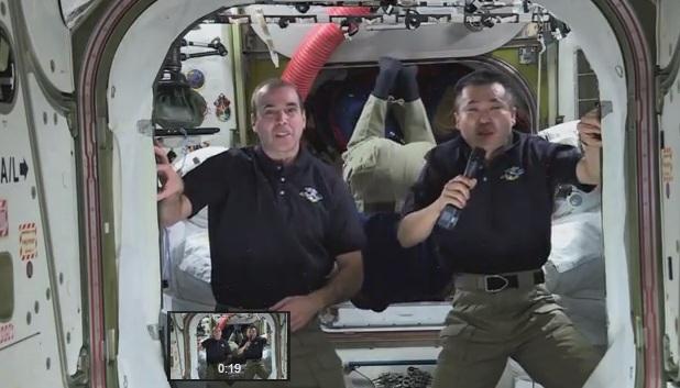 Desde el espacio, NASA felicita a ‘Gravity’ de Cuarón