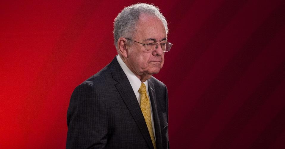 Jiménez Espriú corrige: nunca discrepé con AMLO sobre amparos y Santa Lucía