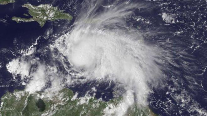 Con categoría 4, el huracán Matthew amenaza a Cuba y Haití