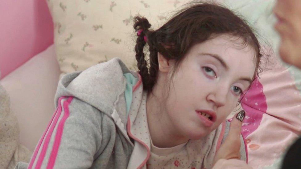 El escándalo mundial que desató el valproato sódico, un medicamento para la epilepsia que causa malformaciones en los niños