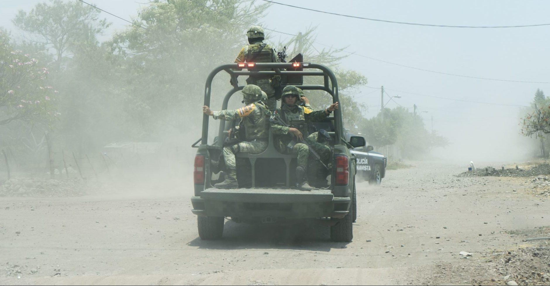 AMLO legaliza intervención militar en 12 tareas policiales; ONG acusan falta de plazos y controles