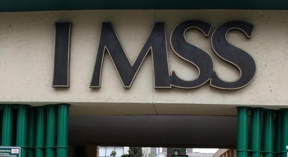 IMSS cancela contrato a empresa que simuló competencia para venderle tapabocas N95