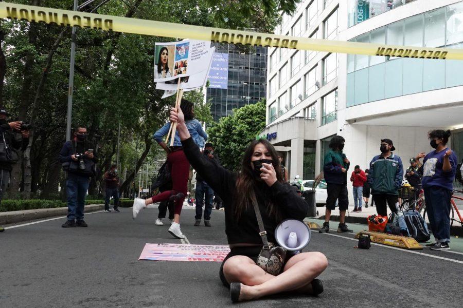 En fotos: Personas LGBT+ protestan en Reforma 222 por actos de discriminación