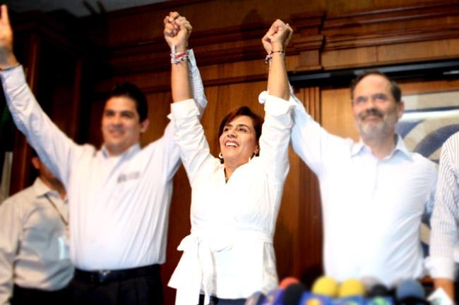 Hermana de Calderón gana candidatura del PAN a Michoacán