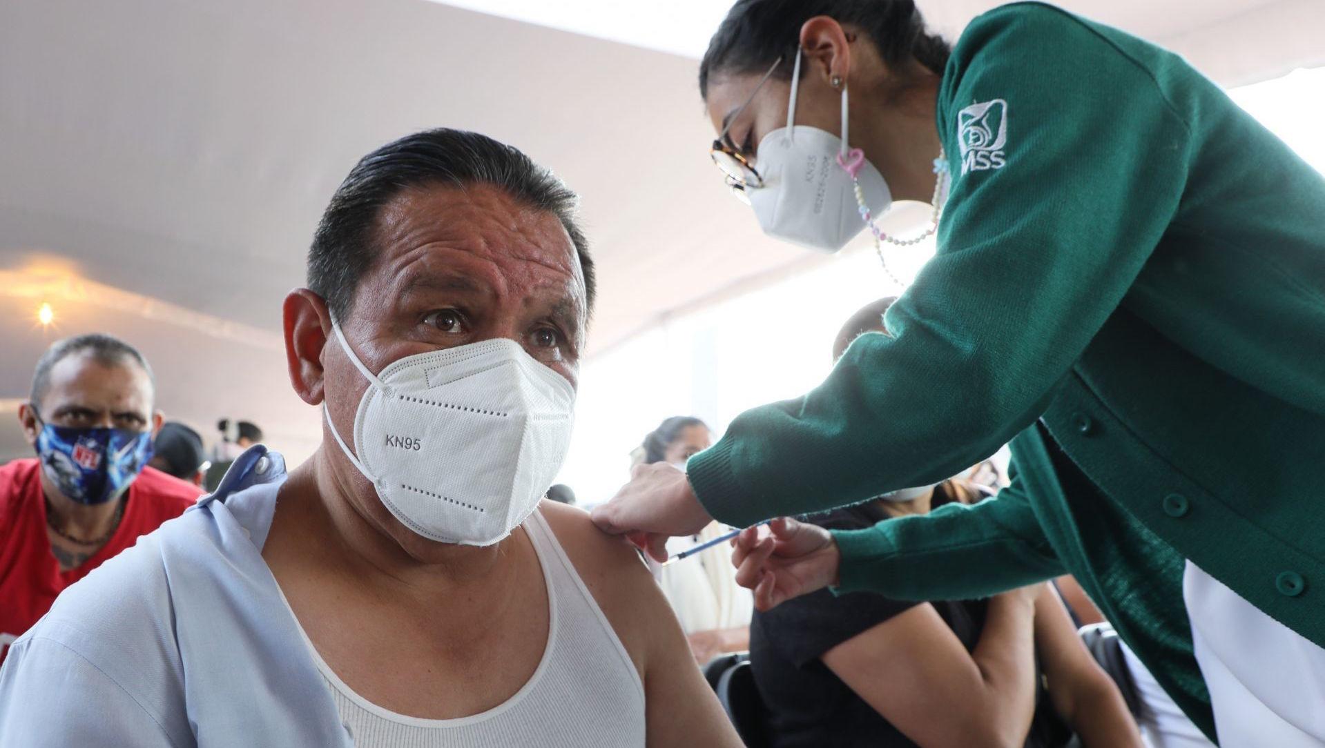 México registra 23 mil 96 nuevos casos de COVID; 78.5 millones se han vacunado