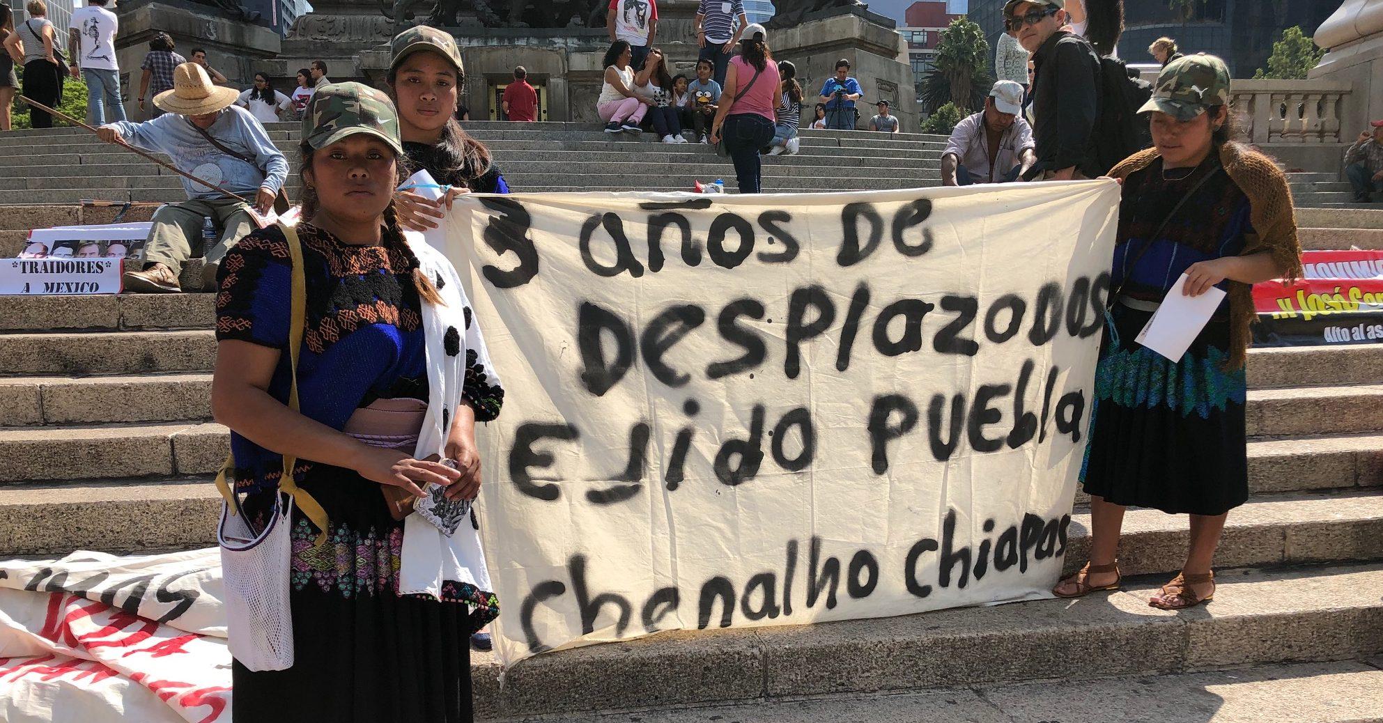 Desplazados de Chenalhó exigen a AMLO justicia y seguridad para volver a casa