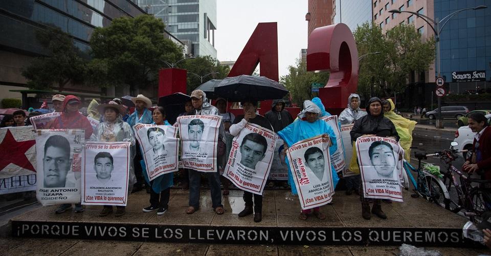 Tribunal Colegiado concluye que es válida la Comisión de la Verdad para el caso Ayotzinapa