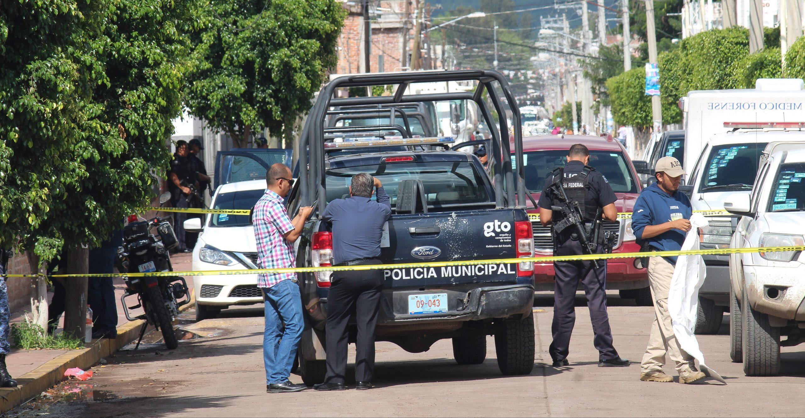 Ataques contra policías en Acámbaro, Guanajuato dejan 4 civiles muertos y un oficial herido