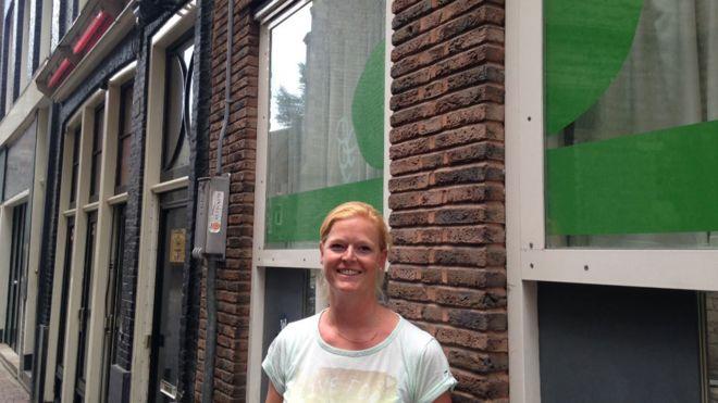 Holanda: la guardería que está entre dos burdeles en el Barrio Rojo de Ámsterdam